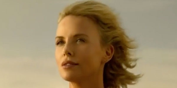 Charlize Theron Transforms Into A Golden Goddess In New Dior Perfume